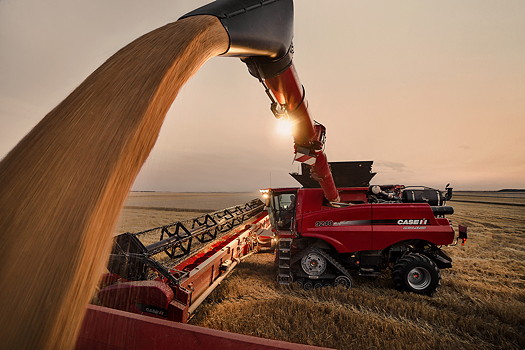 1411-Case_IH_9240_tracks_field_525