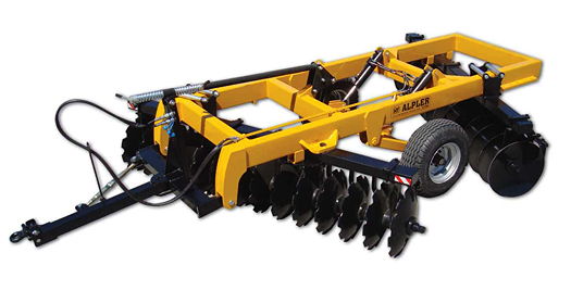 Heavy-duty trailed disc harrows are available at up to 3.45m wide in non-folding format.