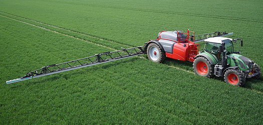 Horsch's BoomControl system keeps the boom steady even when driving fast on uneven terrain.