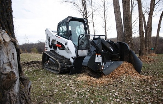 1601-Bobcat-stump-grinder