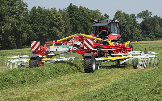 The proven Toptech Plus rotors have a diameter of 4.30m and 15 tine arms.