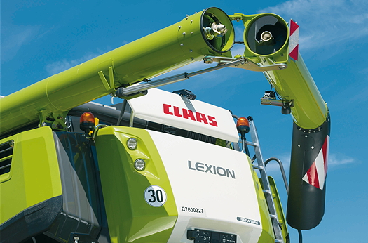 1608-Claas_Lexion_780_auger_c