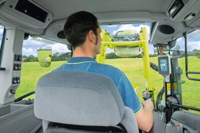 The Panoramic cab on the Arion 400 helps makes it an impressive loader tractor.