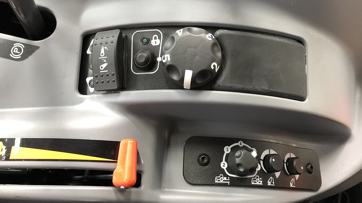 ELC installation sees the original levers replaced by electronic controls, which avoids the need to modify any of the cab interior