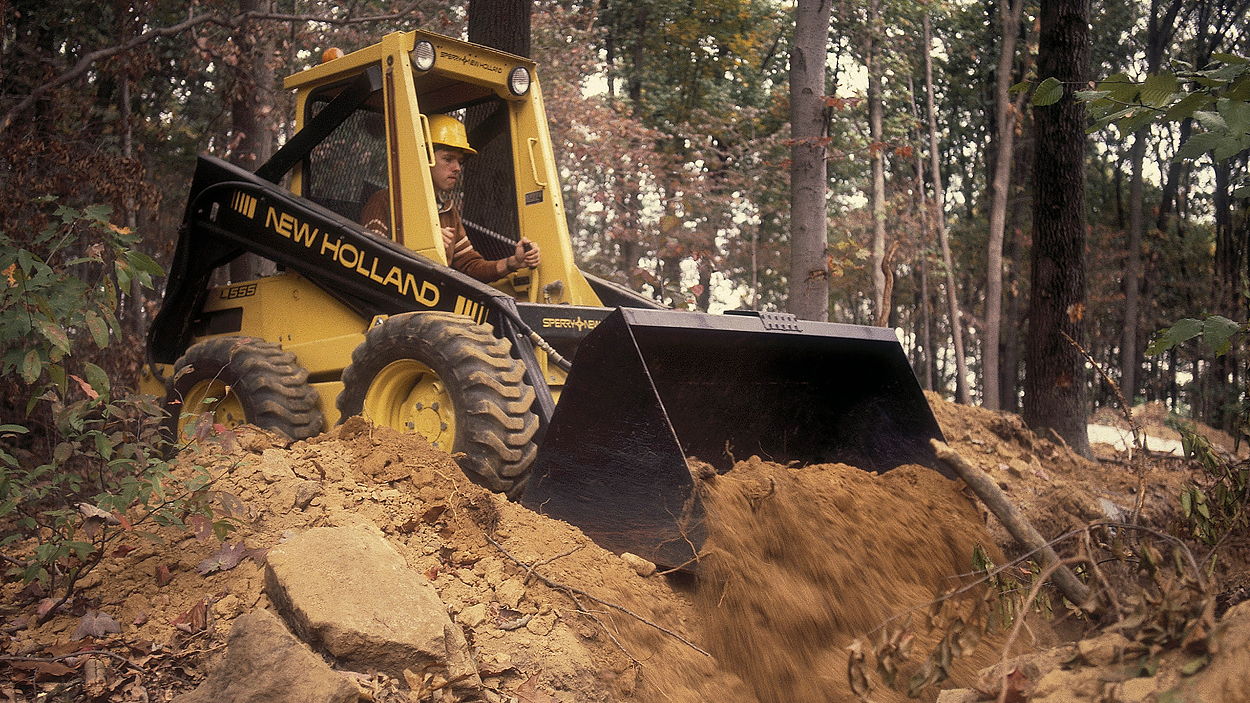 The New Holland L555 was built throughout the 1980s