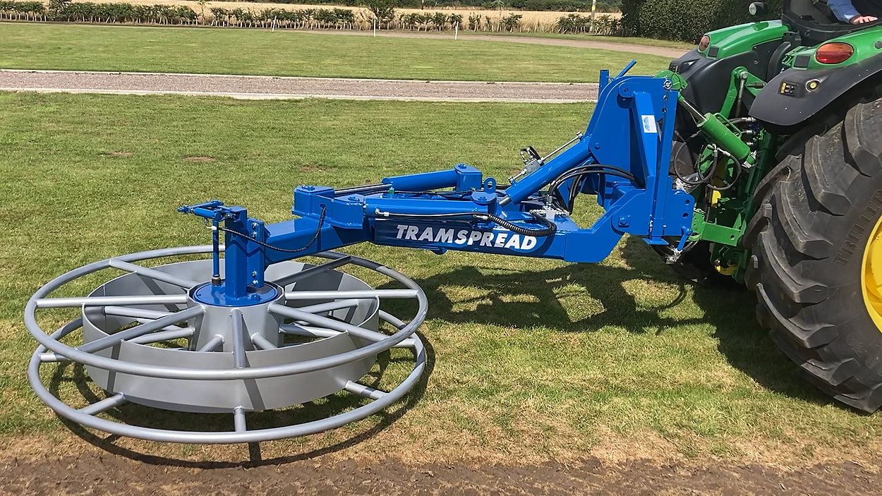 Tramspread's new Wagtail hose humper can pivot to both sides of the tractor