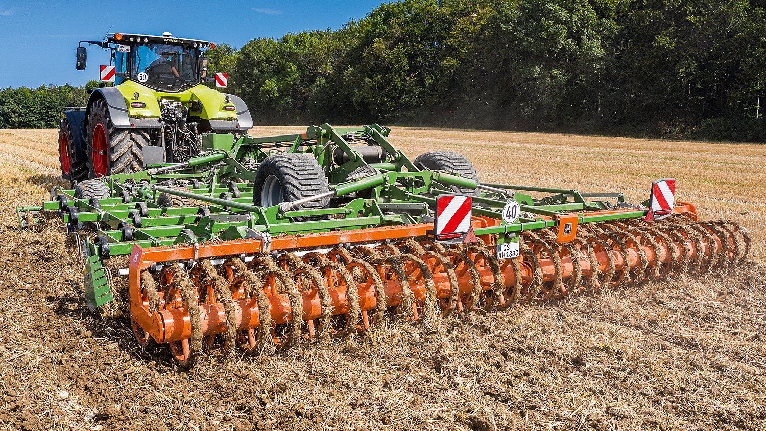 The Amazone Cobra 2TX cultivator combined with the Double U-profile roller