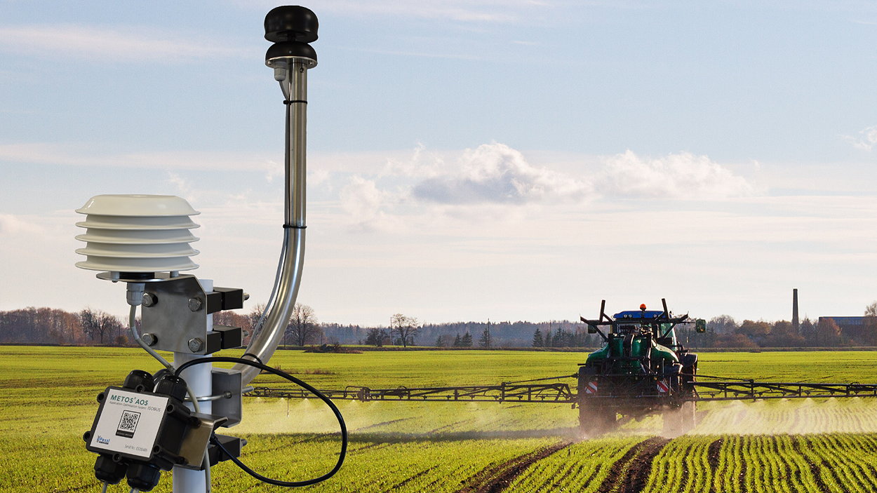 Metos UK's AOS system provides vital information on spray conditions in the field