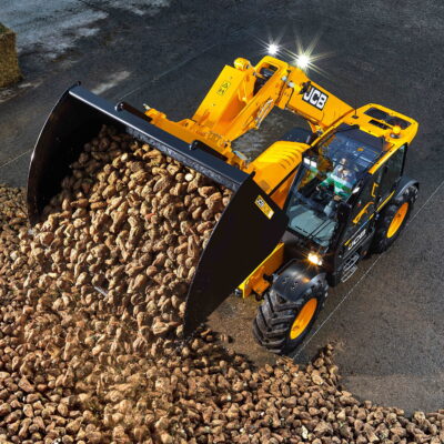 The new JCB 538-70 Agri Loadall can lift 2,500 to 2,750kg to 7.01m