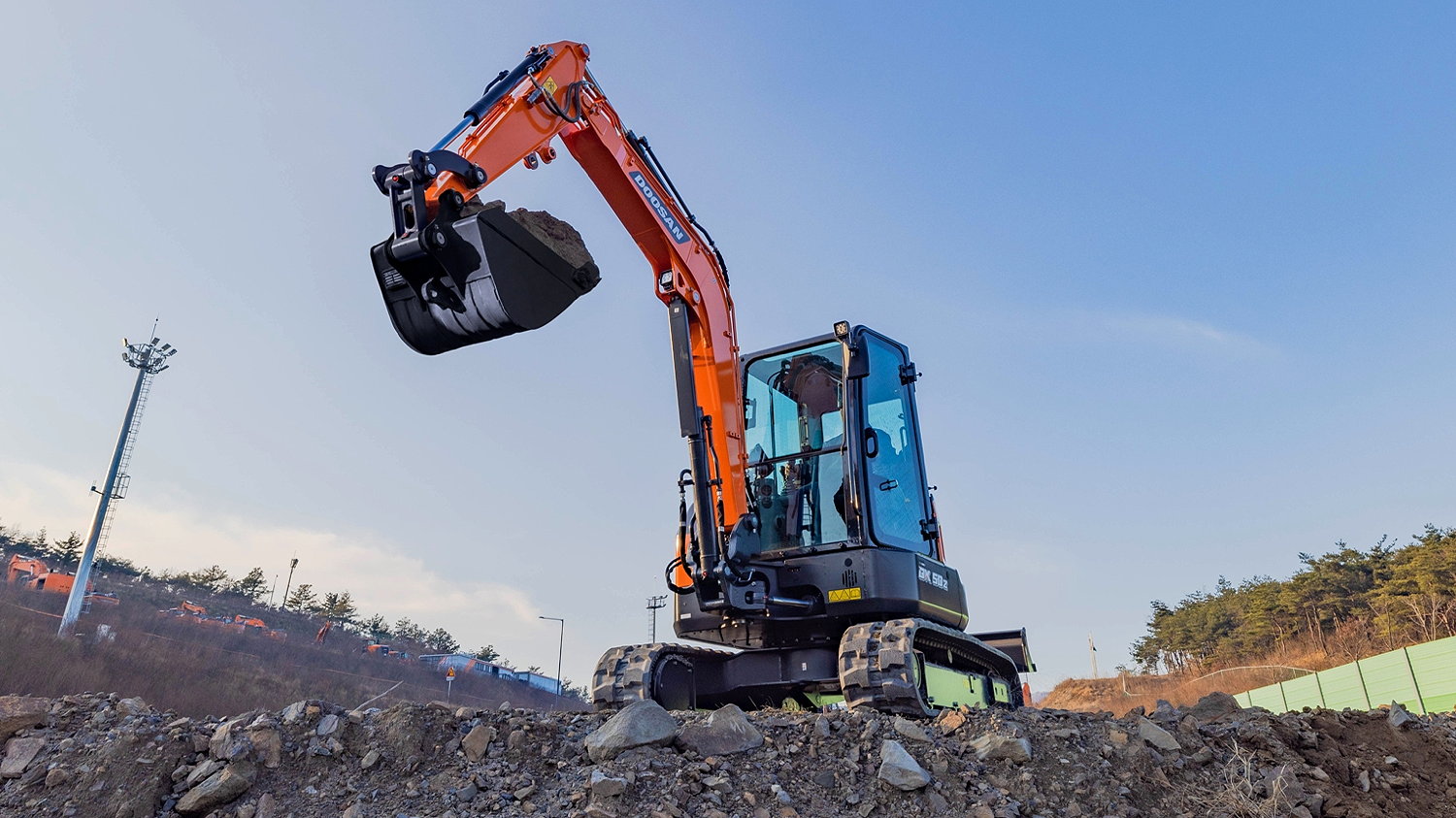 Doosan's new DX50Z-7 tracked excavator