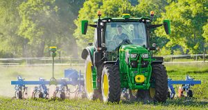 ohn Deere’s new StarFire 7000 receiver enables an easy entry into precision farming