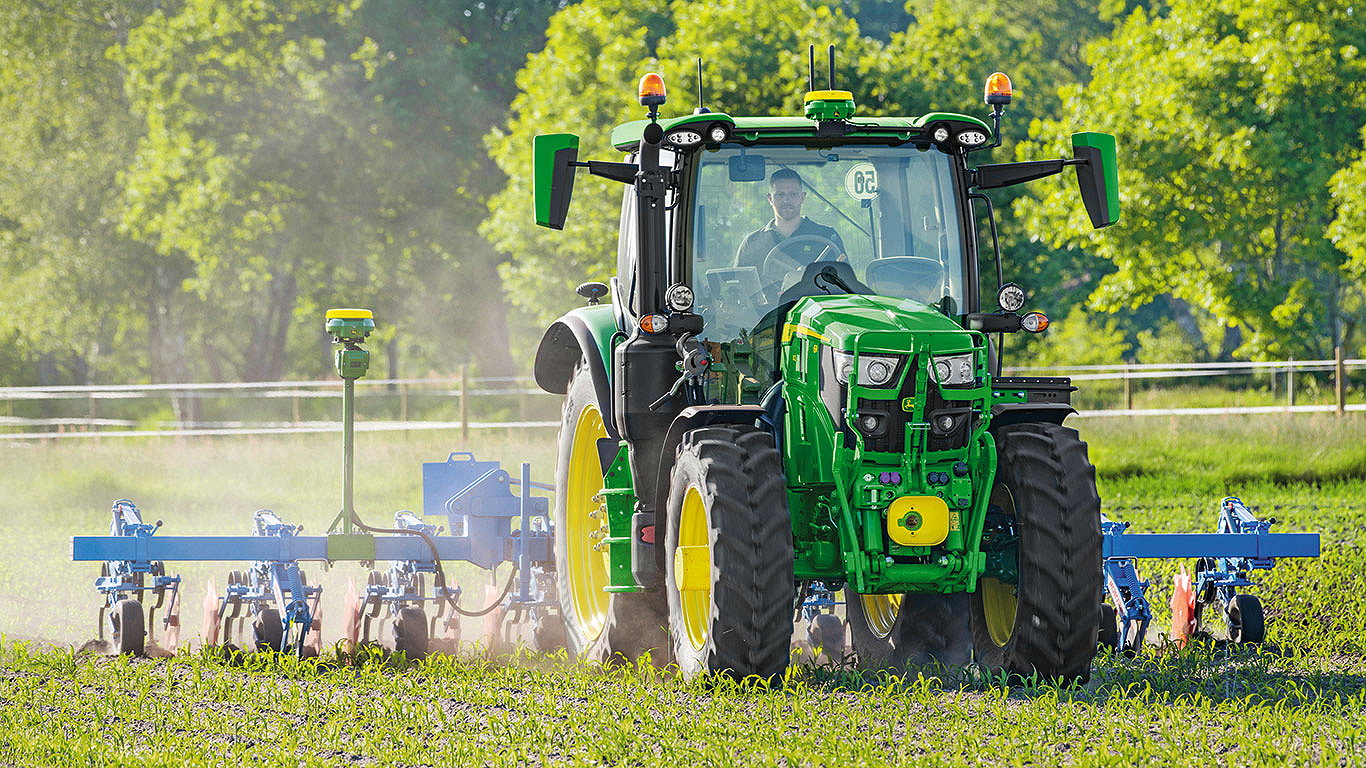 ohn Deere’s new StarFire 7000 receiver enables an easy entry into precision farming