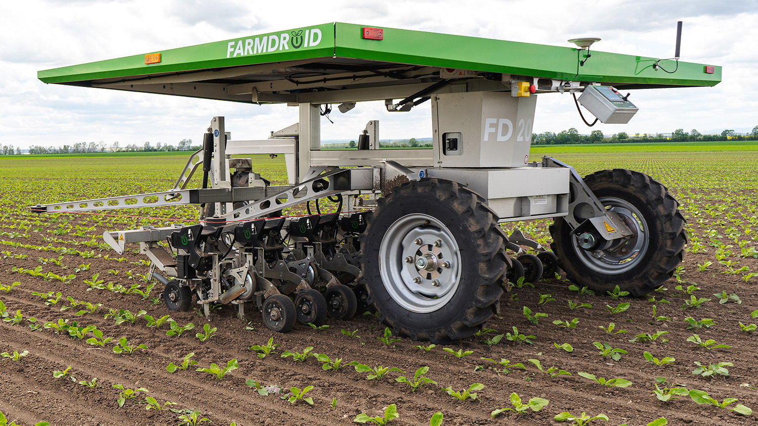 The FarmDroid concept was developed by Danish Farmers Jens and Kristian Warming who launched the machine at Agritechnica 2019