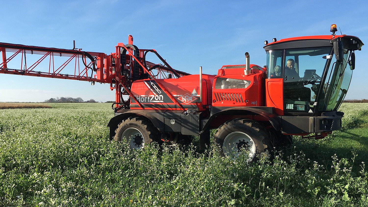 Continental TractorMaster VF tyres can help to improve sprayer application accuracy, and reduce fuel consumption and soil compaction