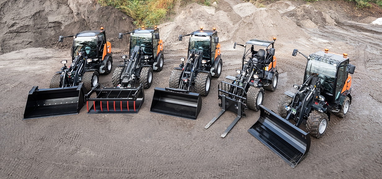 Doosan has introduced five new wheeled loader models built in conjunction with Tobroco-Giant