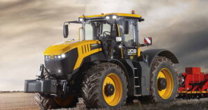 The JCB Fastrac 4220 iCon