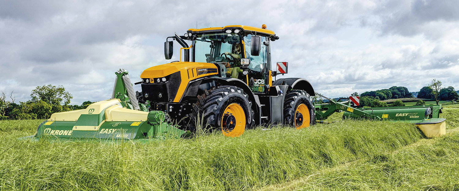 At the heart of the new JCB Fastrac iCON models is a new electronics infrastructure that enables a host of modern technology features to be fully integrated