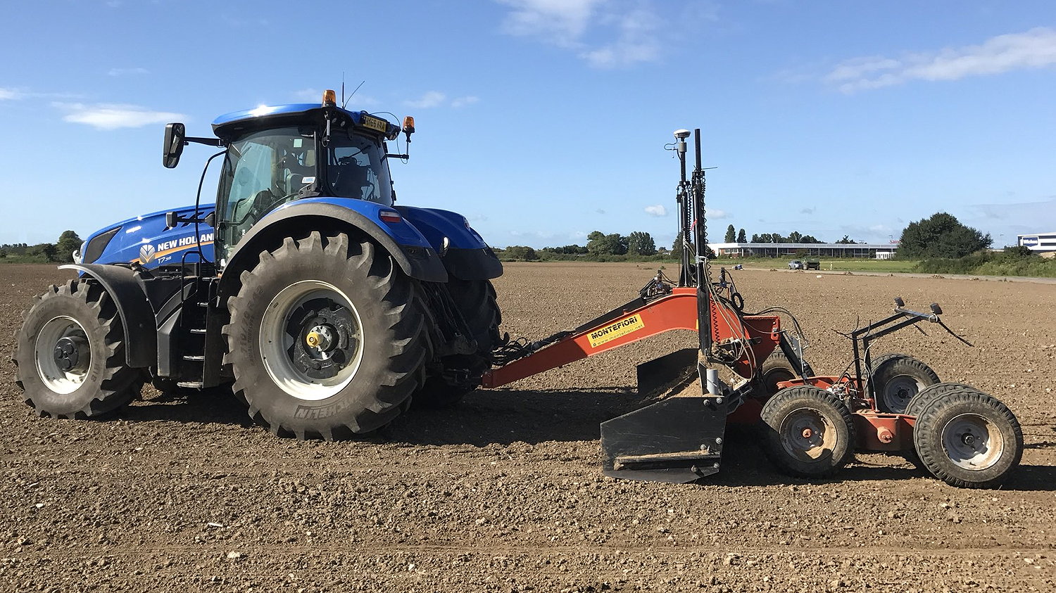 AMS Contracting uses the Mastenbroek-supplied Trimble FieldLevel II system to generate cut and fill maps for farmland