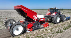 Dewulf's Miedema Structural 4000 belt potato planter is now available with the company's Smart-Float system