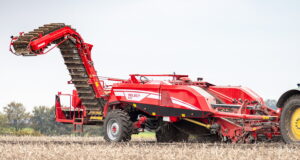 Grimmme's new Select 200 elevator harvester features TerraTronic ridge pressure regulation