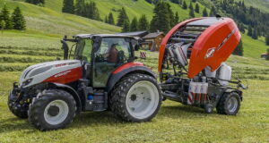 The latest 2022 version of Kuhn's i-Bio+ baler-wrapper combination.