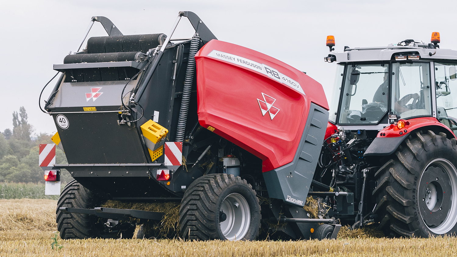 Significant enhancements to Massey Ferguson's RB Series round balers can automate repetitive tasks, making the balers easier to operate and reducing the workload on operators.