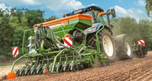 The new Amazone Centaya 3000 Special with TwinTeC Special double-disc coulter.