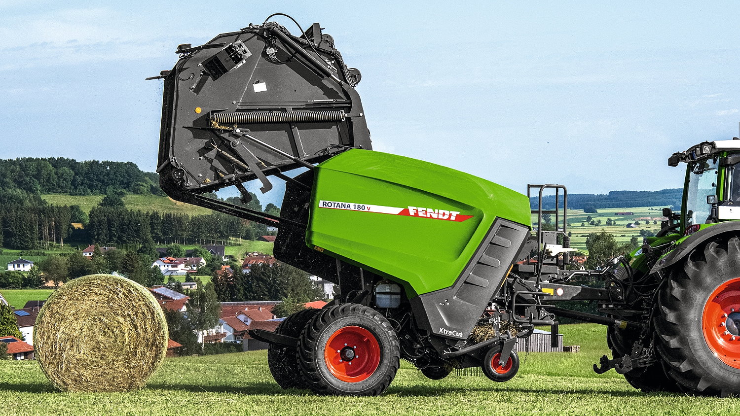 Fendt's updated 2023 Rotana round balers will reach farms in autumn 2022.