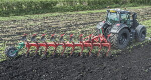 Kverneland's 10-furrow Ecomat plough can work at depths from 6cm to 18cm.