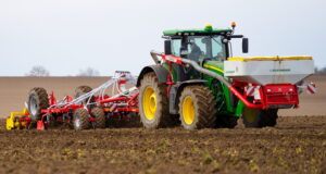 Pöttinger's Amico F front hopper and Terria stubble cultivator can be used as a flexible method of applying fertiliser and seed.