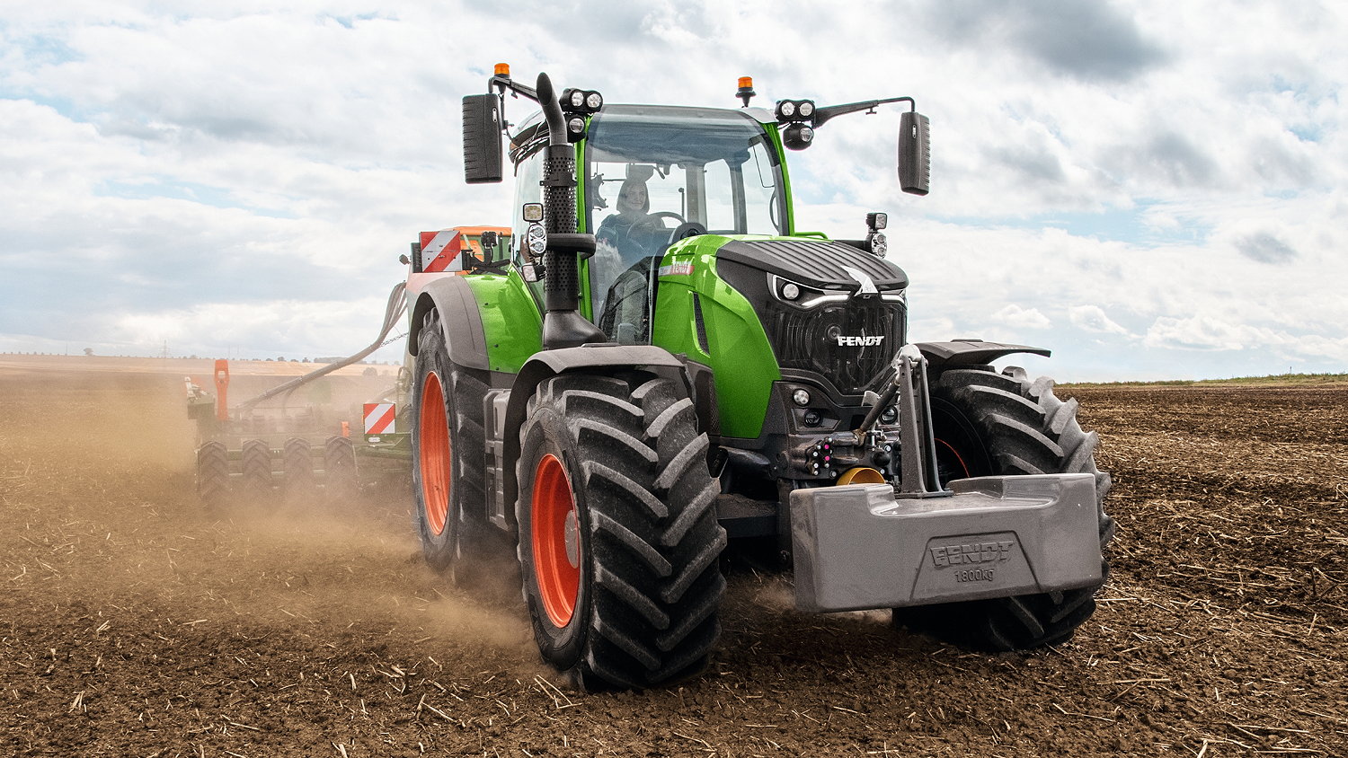 Fendt's seventh-generation Vario 700 tractors will start reaching farms in the spring of 2023.