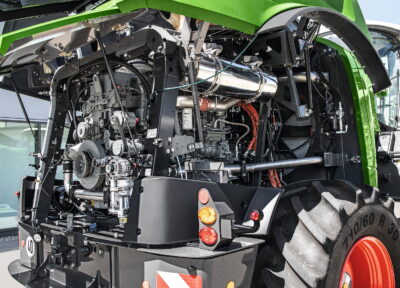 The new Fendt Katana 850 is powered by a six-cylinder, 18-litre Liebherr diesel engine meeting the Stage V emissions standard. 