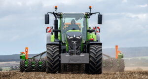 The first tractor to benefit from Agco's new Core75 engine is the Generation 7 Fendt 700 Vario.