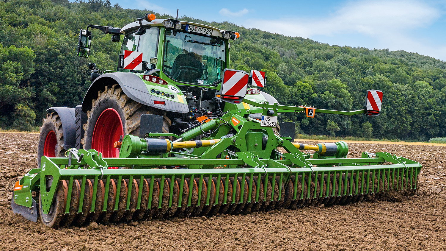 Amazone's new KE 6002-2-400 Rotamix is designed for use after ploughing.