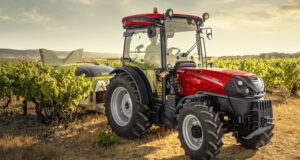 The new flagship Case IH Quantum 120F offers a maximum power output of 120hp.