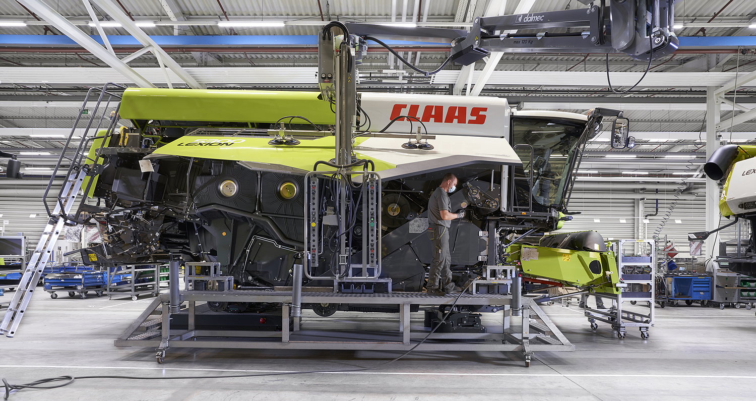 The new assembly line at Harsewinkel can produce 28 Claas combines each day on a one-shift system.