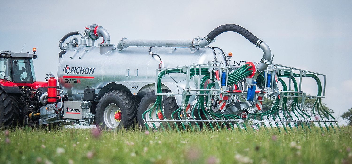 The new SV15R Slurry Tanker from Pichon. 