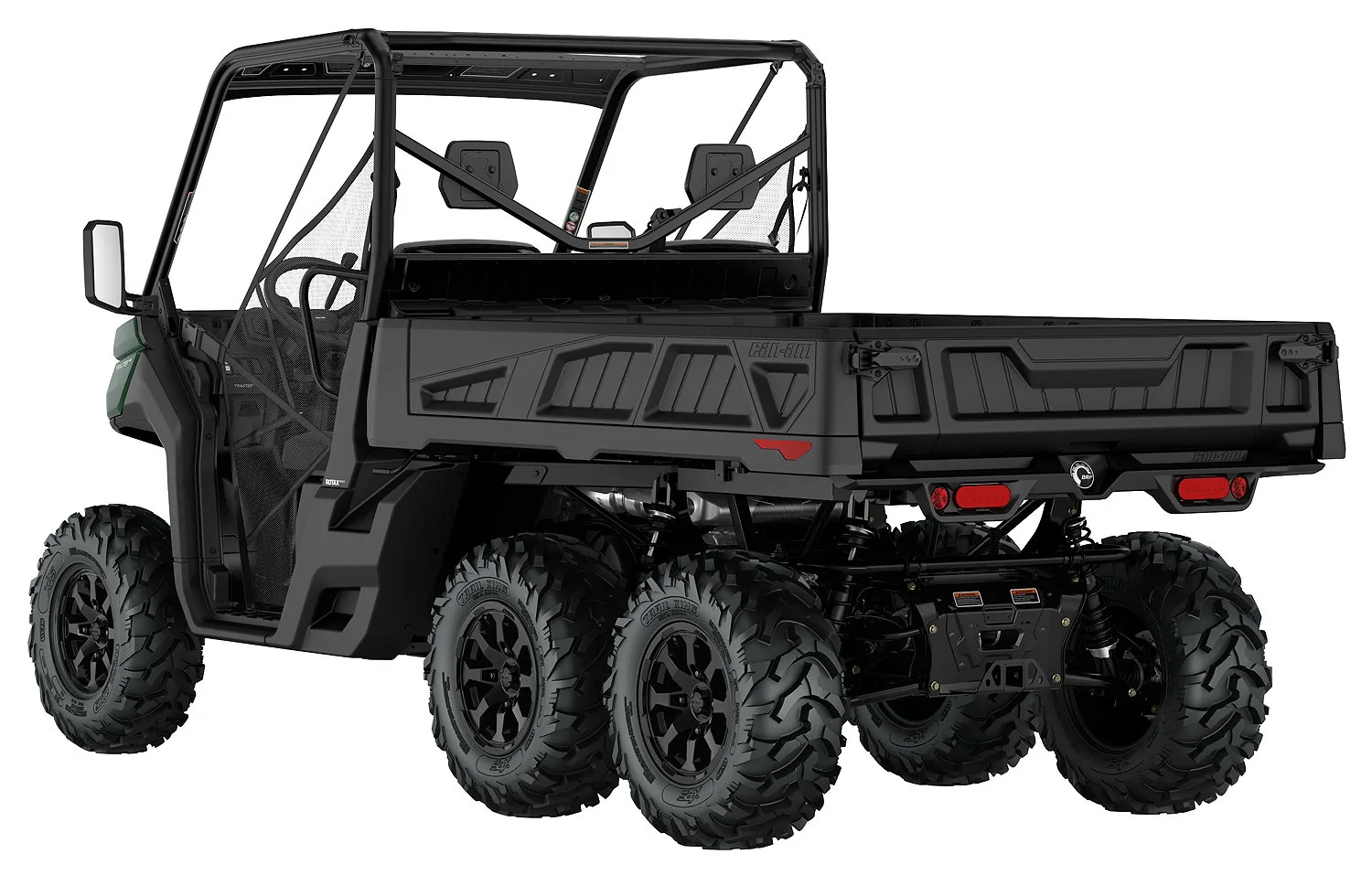 An extended cargo box helps the new Can-Am Traxter 6x6 DPS HD10 carry a payload of 771kg. 