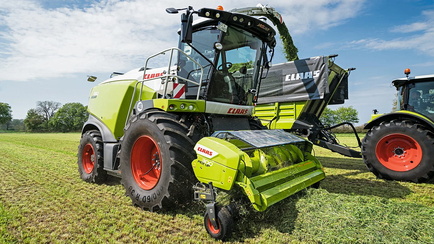 Claas' 2023 Jaguar self-propelled forage harvesters have an optimised pick-up drive for more consistent crop flow.