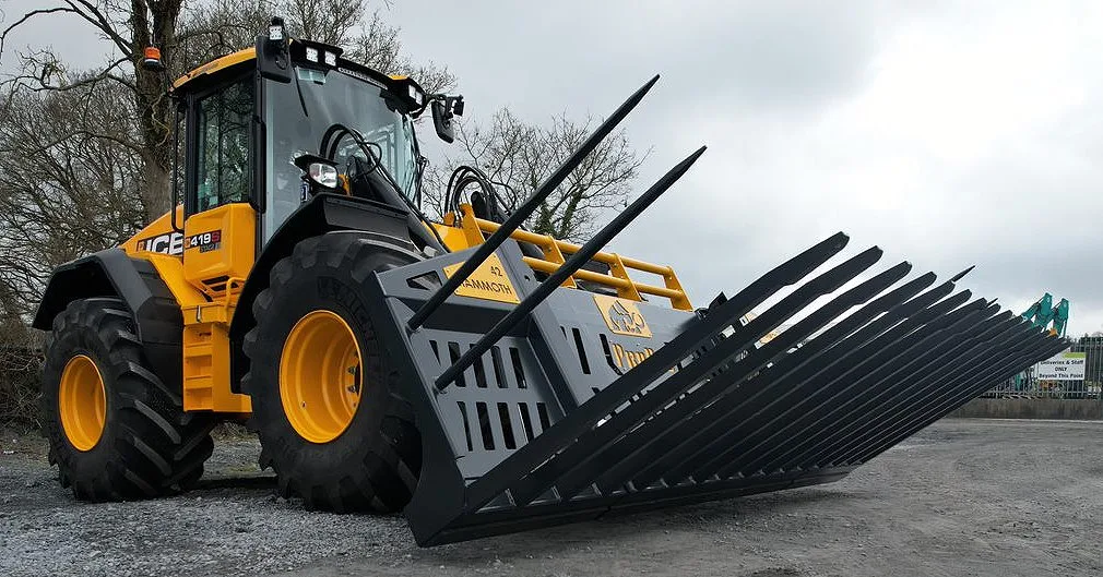 Prodig Attachments' new Taurus and Mammoth folding silage forks are available in widths from 3.6m to 5.5m.