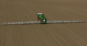 A Fendt Rogator 665 using the Smart Spraying Solution targeted spraying in a green-on-brown trial application.