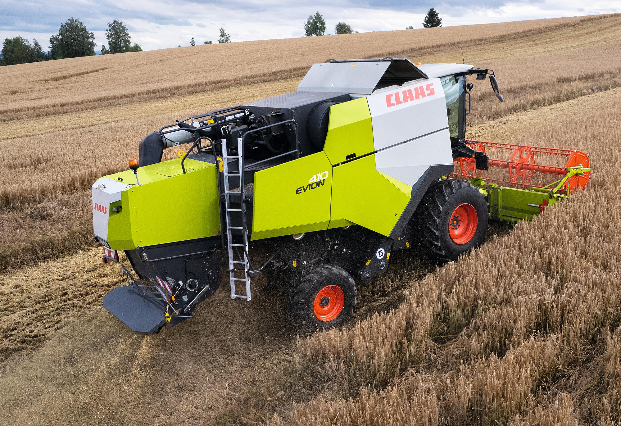 Claas' new Evion 410 gets a maximum 205hp from its six-cylinder Cummins power unit.