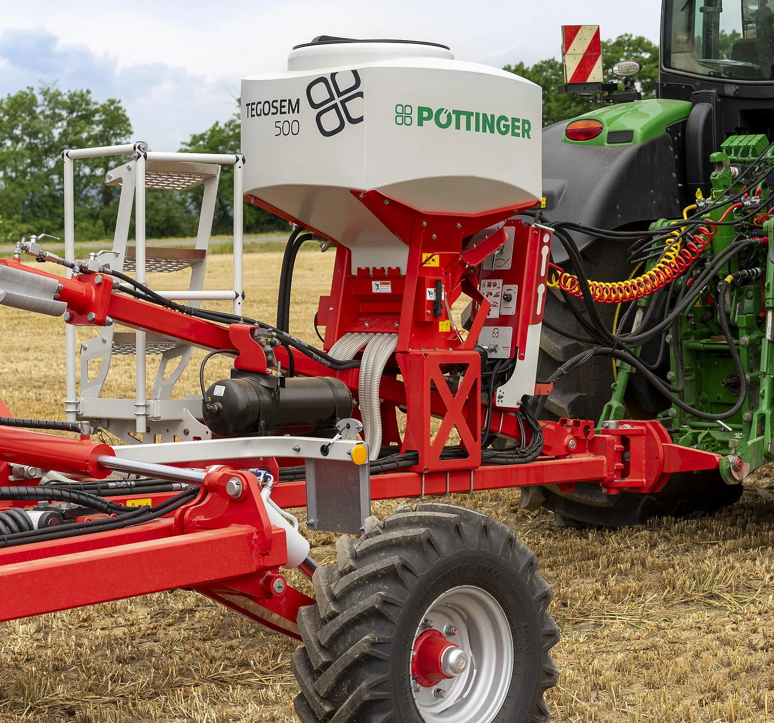 Fitting Pöttinger's proven Tegosem hopper to the Terria stubble cultivator allows the combination to sow seed and apply micro-granules. 