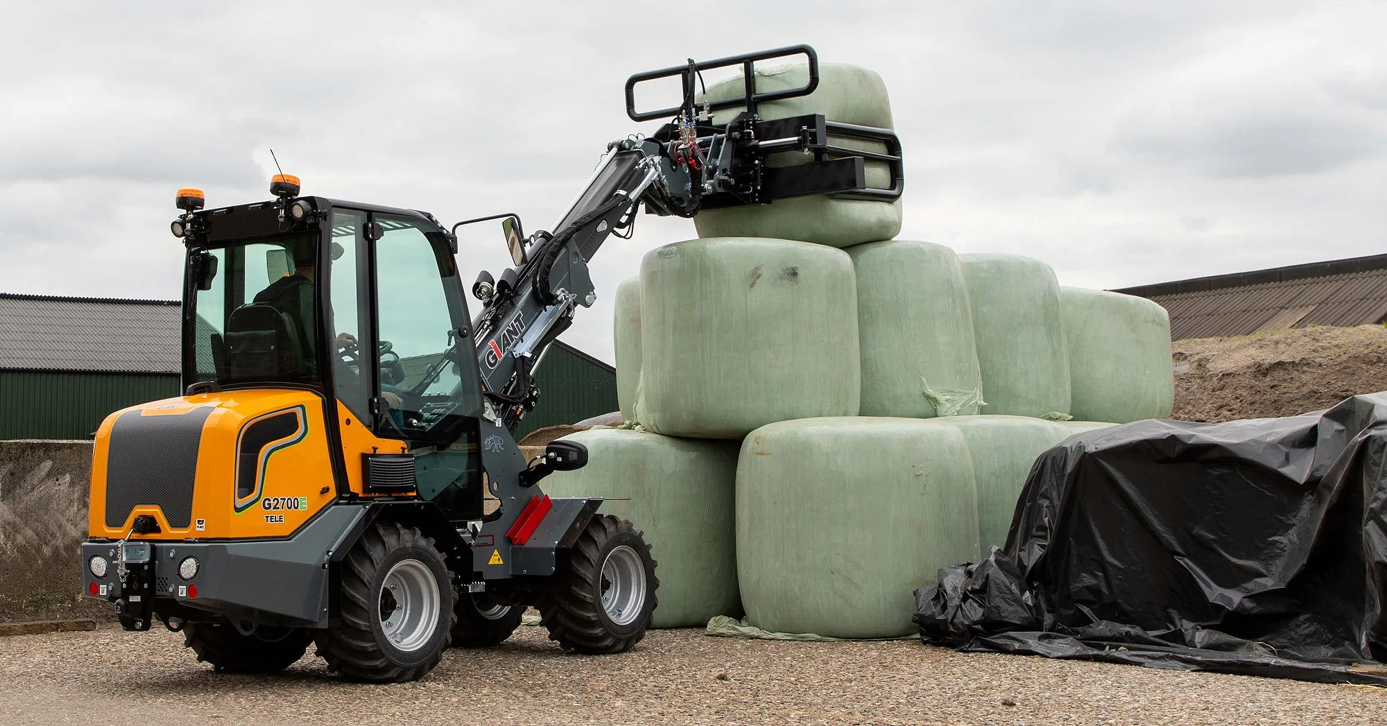 Tobroco-Giant has launched the G2700E, its first electric articulated wheeled telescopic loader.