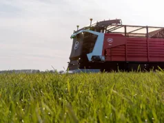 Lely's autonomous Exos fresh grass feeding system will be launched in mid-2024.