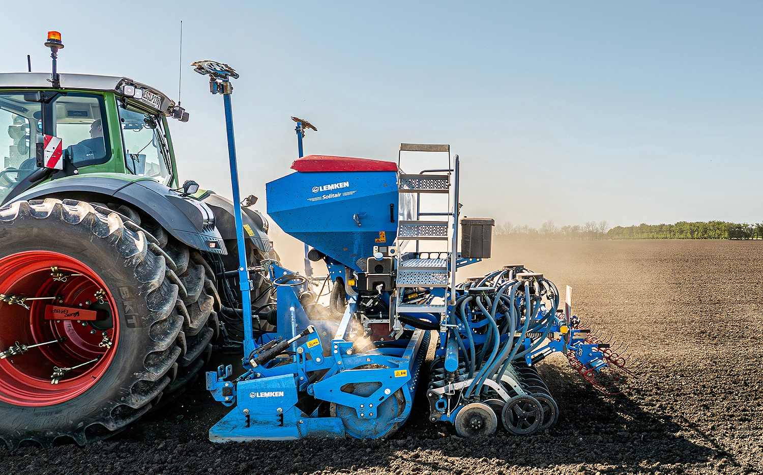 Both the Solitair and the Zirkon rotary harrow are available now in limited quantities and will be available in series production from 2025.